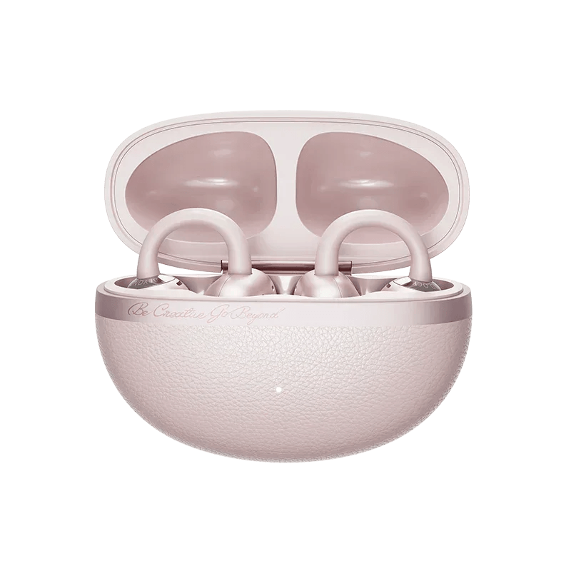 QCY Crossky C50 ピンク色のワイヤレスイヤホン、充電ケース付き、スタイリッシュなデザインで音質も優れています。
